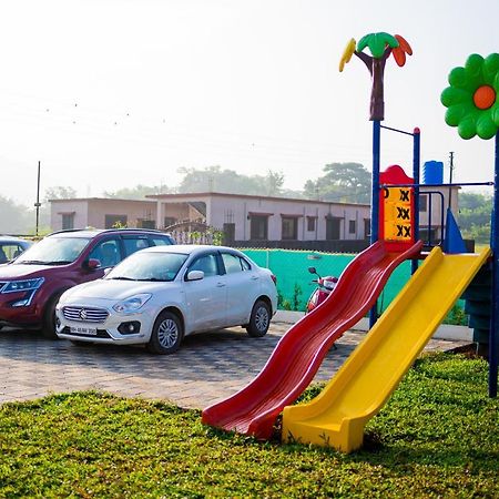 Eden Garden Villa Alibag Luaran gambar