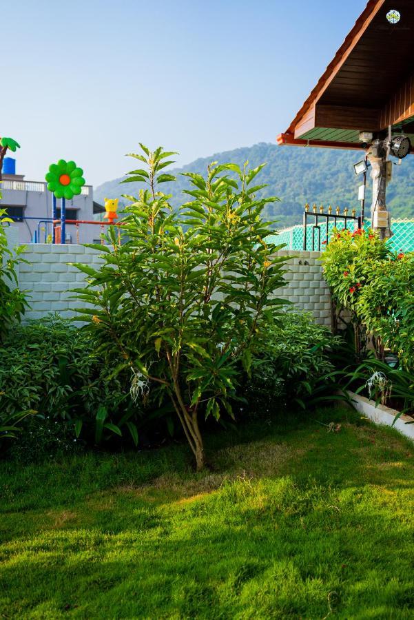Eden Garden Villa Alibag Luaran gambar
